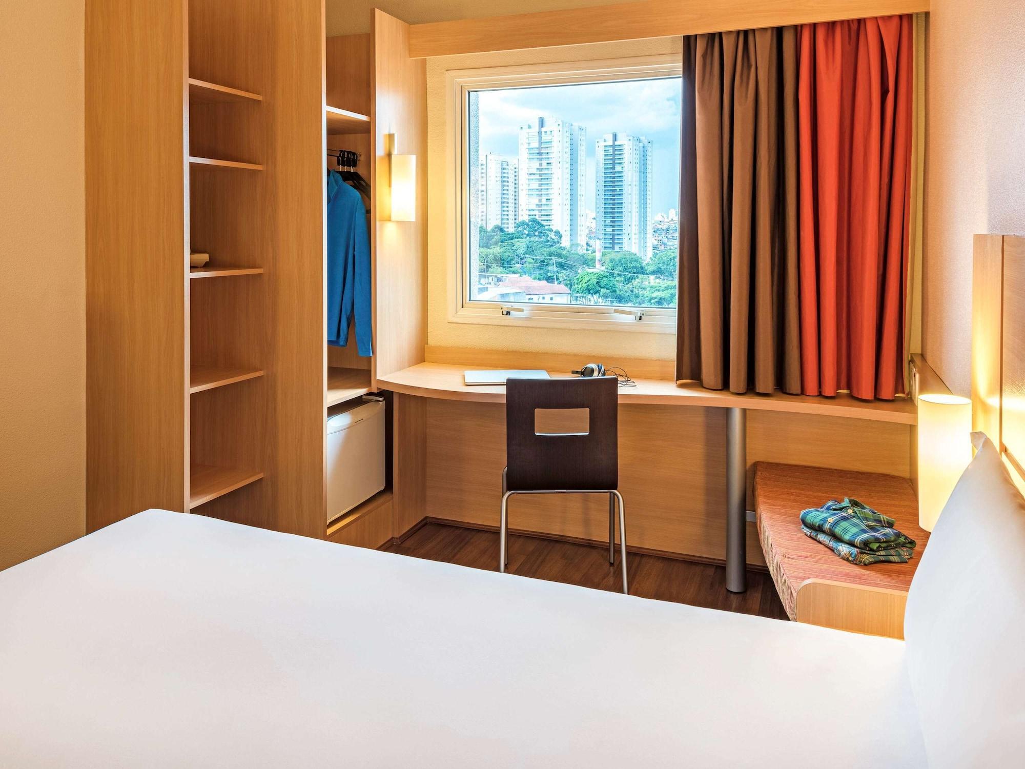 Ibis Sao Paulo Interlagos Bagian luar foto